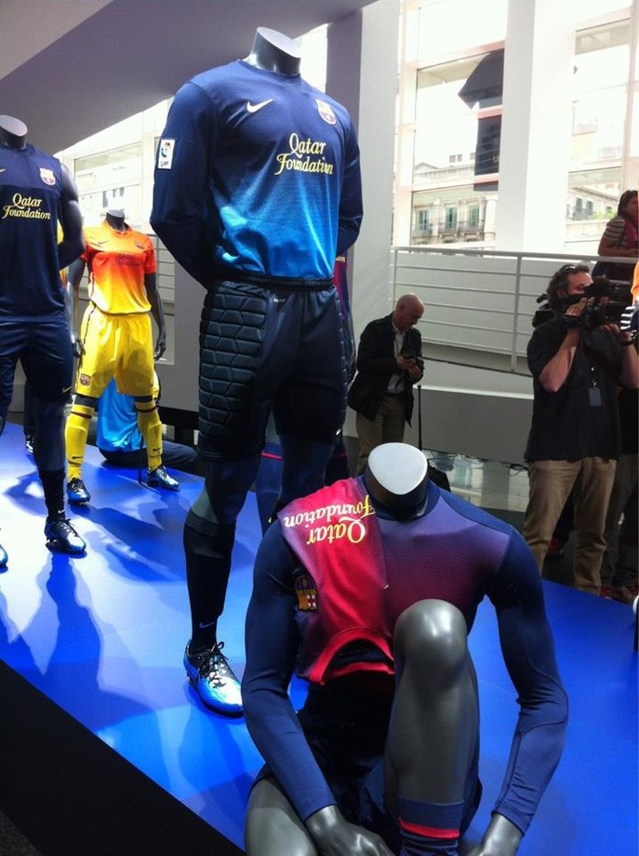 Bộ áo đấu thứ 3 (áo dự phòng) của Barca sẽ lấy màu xanh làm chủ đạo